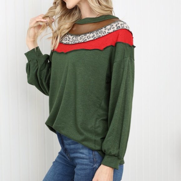 Haptics Full Size Leopard Contrast Exposed Seam Top in Evergreen - Picture 4 of 9